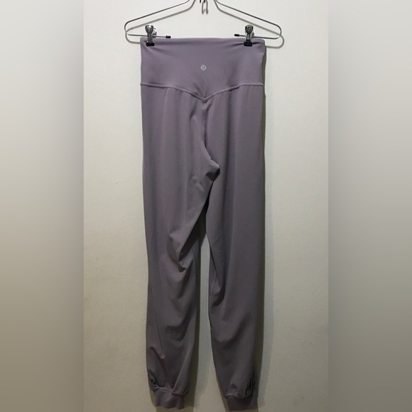 lululemon violet verbena high rise cool vent side leg slits align joggers Size 4 - Picture 9 of 9